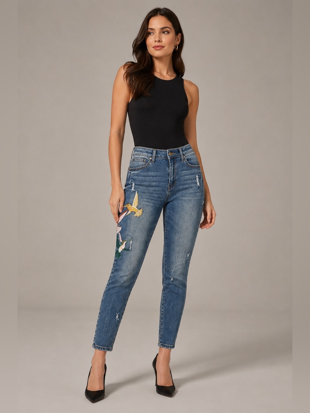 Velvet Heart Denim Size 28 Hummingbird Embroidered Distressed Skinny Jeans